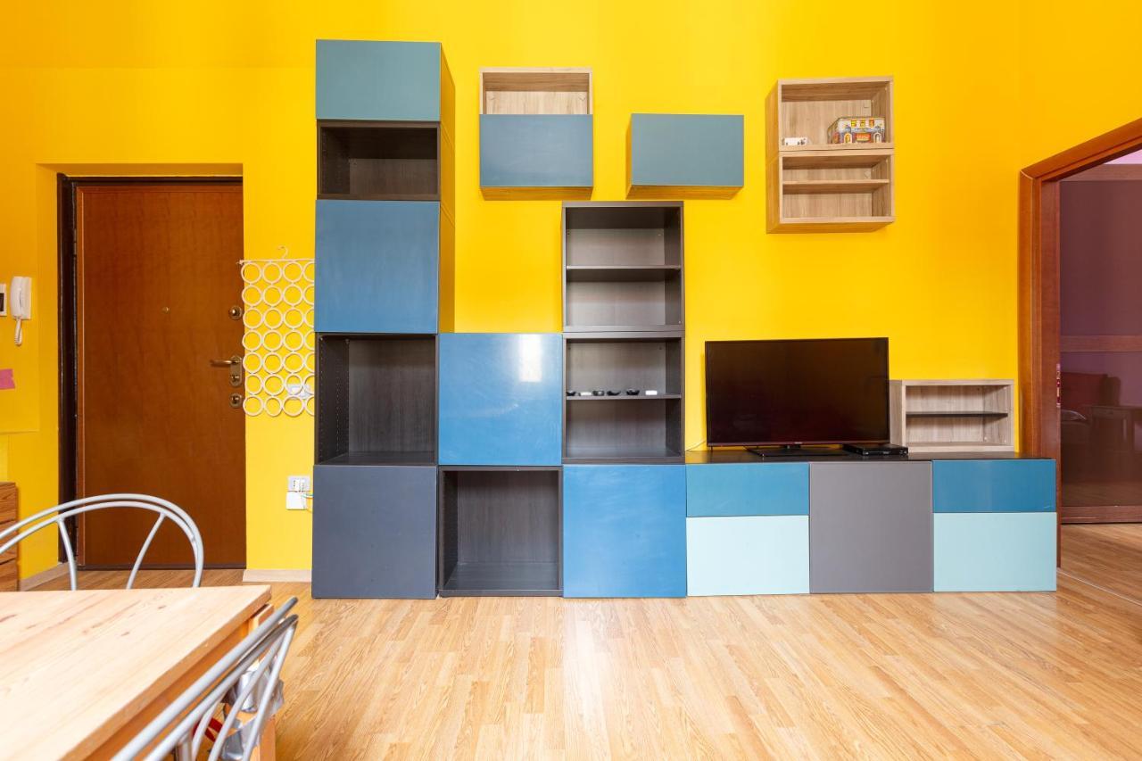 Milano Viale Umbria Colorful Apartment Kültér fotó