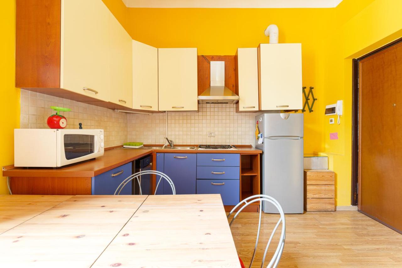 Milano Viale Umbria Colorful Apartment Kültér fotó